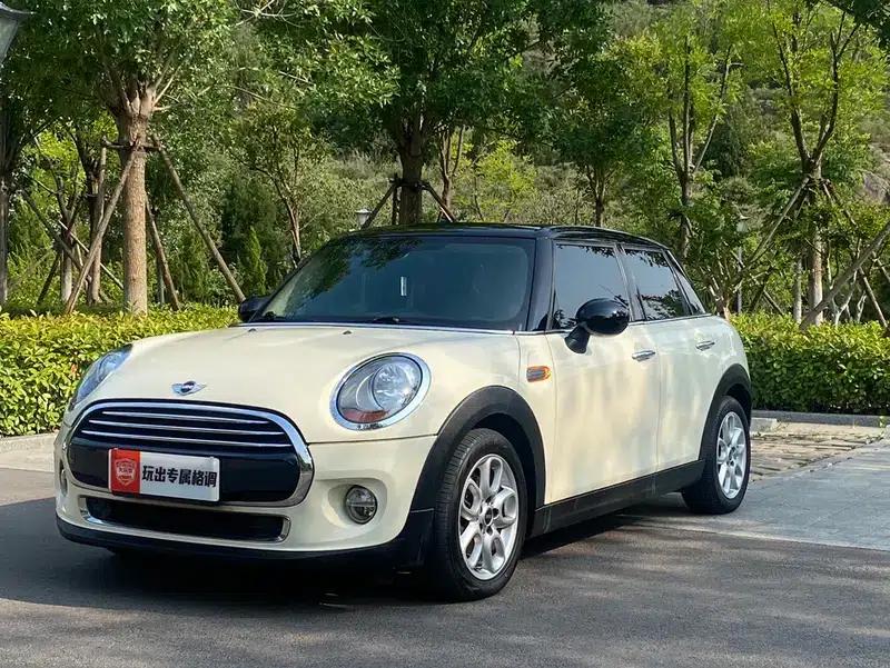 2016 MINI 1.5T COOPER 5-door version — миниатюра 1