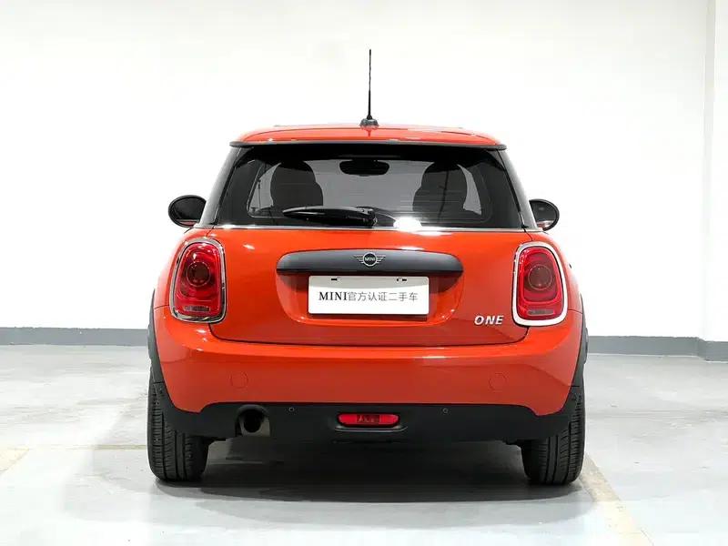 2018 MINI 1.5T ONE PLUS — миниатюра 4