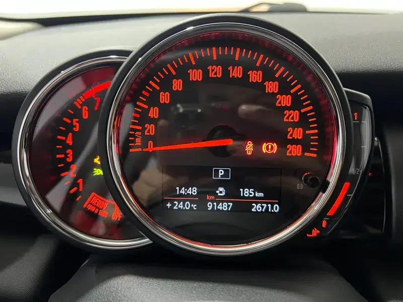2018 MINI 1.5T ONE PLUS — миниатюра 9