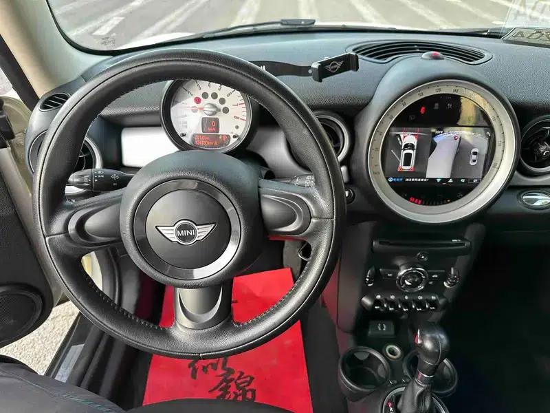 MINI 2013 1.6L ONE Limited Edition - First Model — миниатюра 19