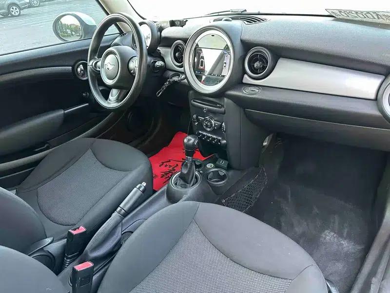 MINI 2013 1.6L ONE Limited Edition - First Model — миниатюра 21