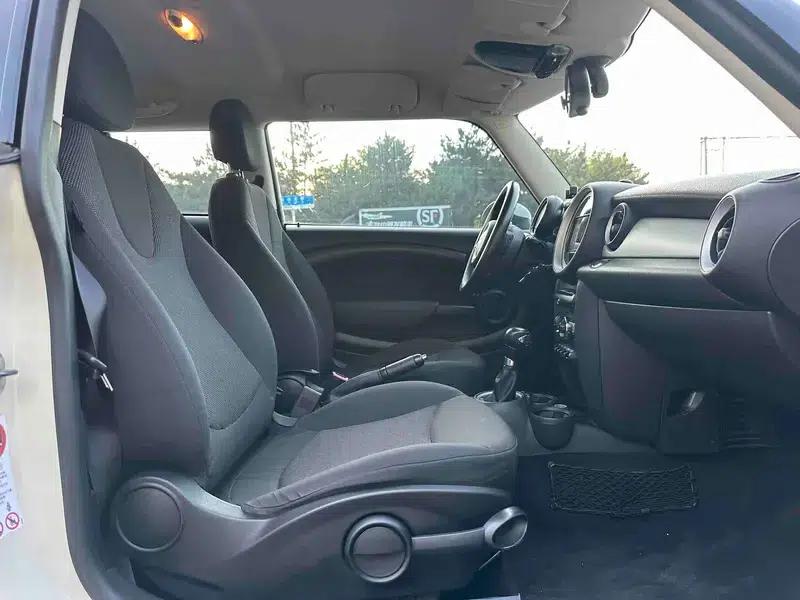 MINI 2013 1.6L ONE Limited Edition - First Model — миниатюра 24