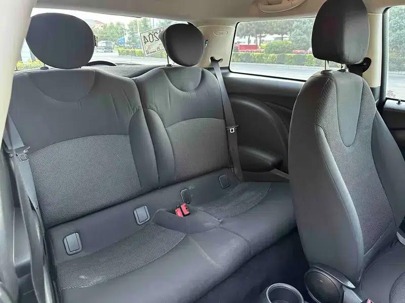 MINI 2013 1.6L ONE Limited Edition - First Model — миниатюра 25
