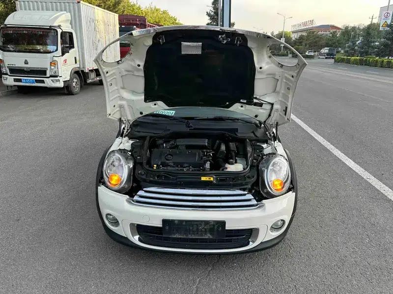 MINI 2013 1.6L ONE Limited Edition - First Model — миниатюра 10