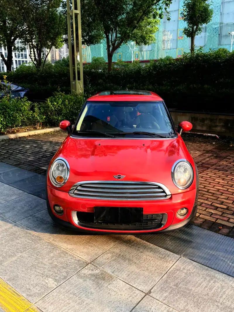 MINI 2013 1.6L ONE Limited Edition - First Model — миниатюра 2
