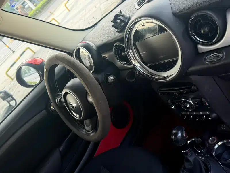 MINI 2013 1.6L ONE Limited Edition - First Model — миниатюра 8