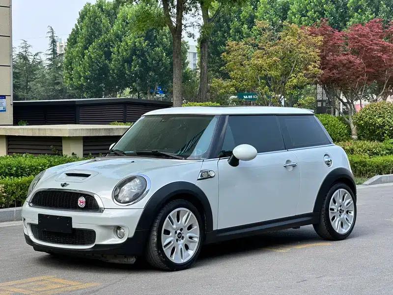 MINI 2010 1.6T COOPER S 50 Camden — миниатюра 1