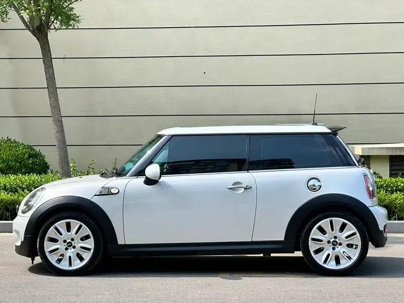 MINI 2010 1.6T COOPER S 50 Camden — миниатюра 3