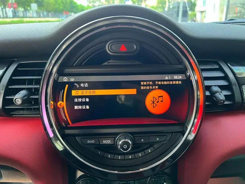 MINI 2019 1.5T COOPER Artist — миниатюра 13