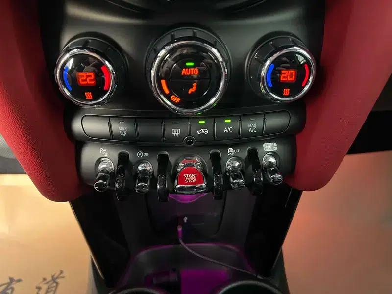 MINI 2019 1.5T COOPER Artist — миниатюра 10