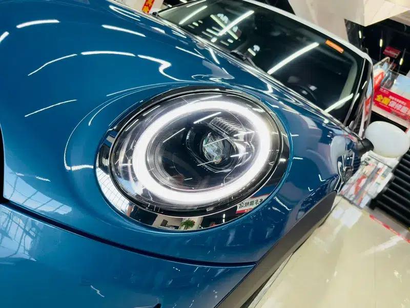 MINI 2022 Facelift 1.5T COOPER Classic 5-Door Version — миниатюра 6