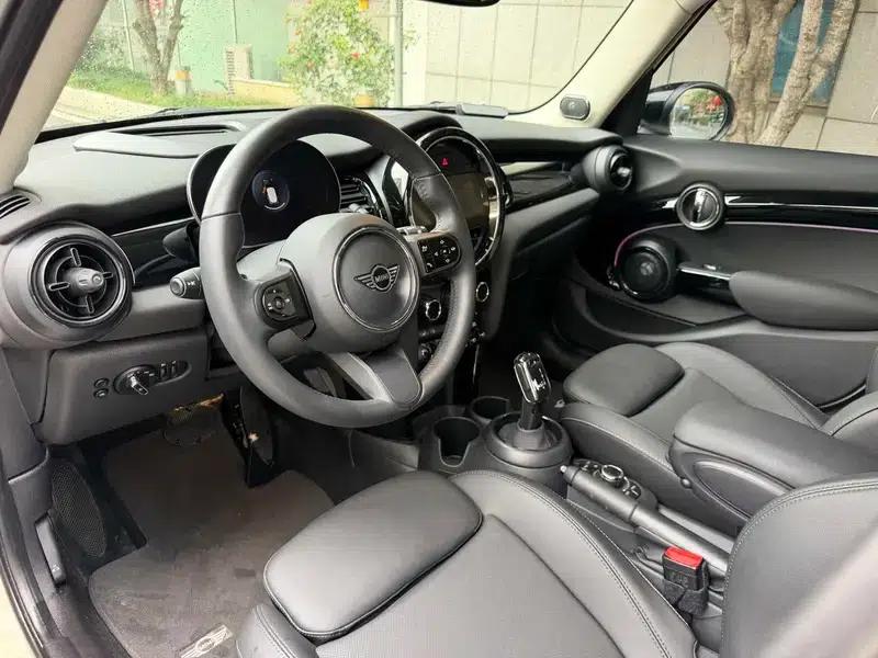 MINI 2023 1.5T COOPER Artist 5-Door Edition — миниатюра 8