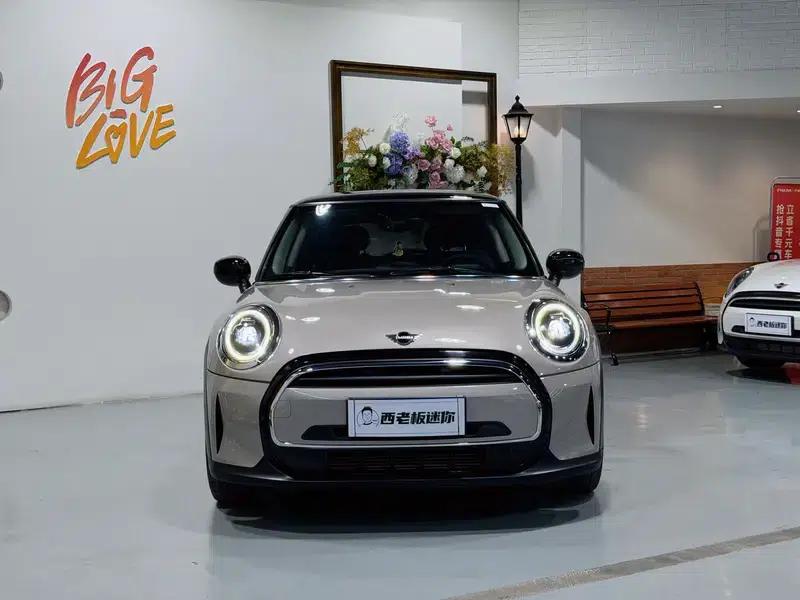 MINI 2023 Facelift 1.5T COOPER Artist — миниатюра 2