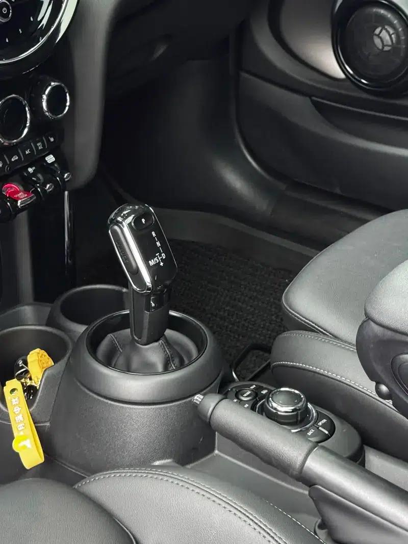 MINI 2023 1.5T COOPER Artist — миниатюра 18
