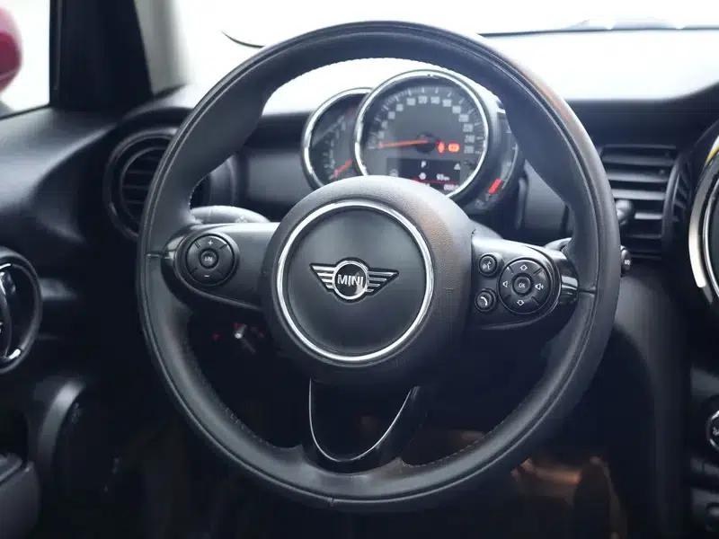 2020 MINI 1.5T ONE 5-Door Edition — миниатюра 16