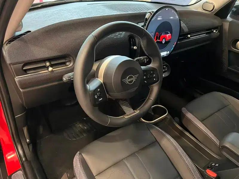 MINI 2025 1.5T COOPER 5-Door Classic — миниатюра 12