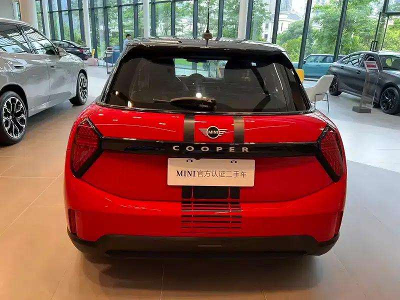 MINI 2025 1.5T COOPER 5-Door Classic — миниатюра 3