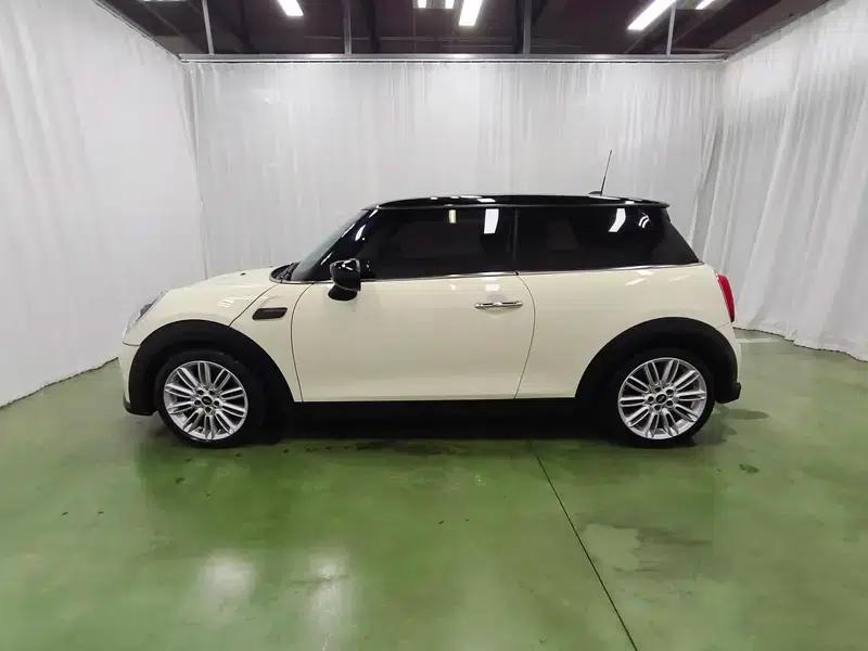 MINI 2022 1.5T COOPER Classic — миниатюра 4