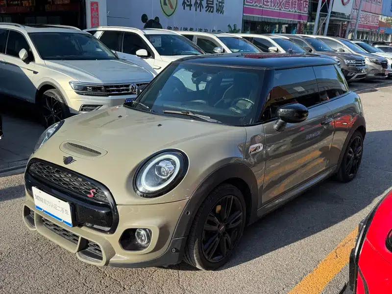 MINI 2019 2.0T COOPER S Racer — миниатюра 1