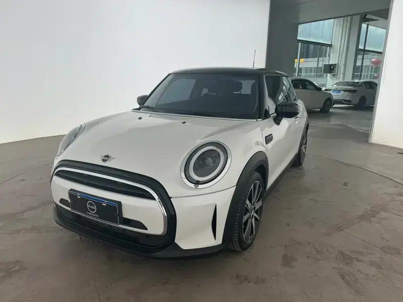 MINI 2022 1.5T COOPER Artist — миниатюра 1