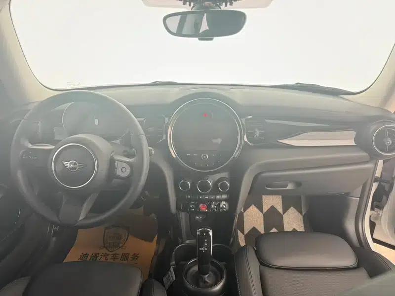 MINI 2022 1.5T COOPER Artist — миниатюра 8