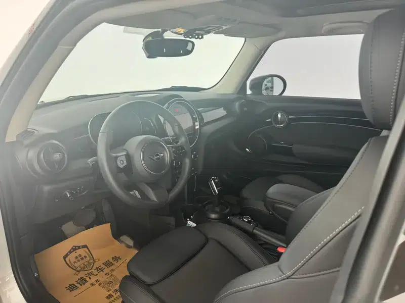 MINI 2022 1.5T COOPER Artist — миниатюра 10