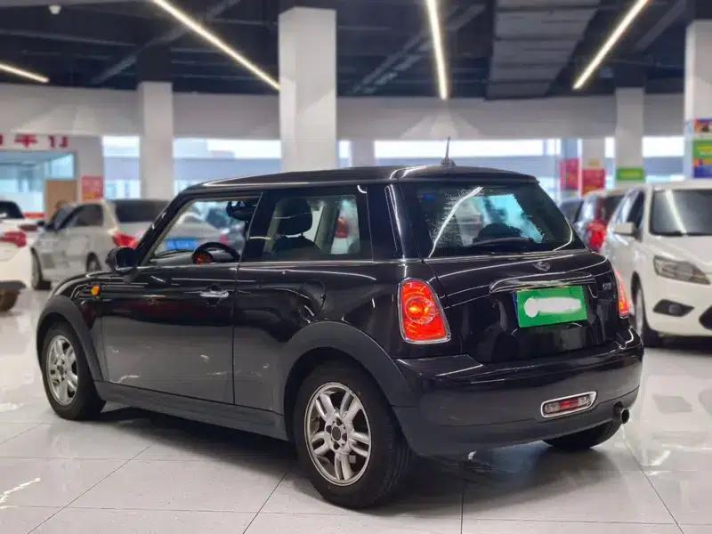 2011 MINI 1.6L ONE — миниатюра 3