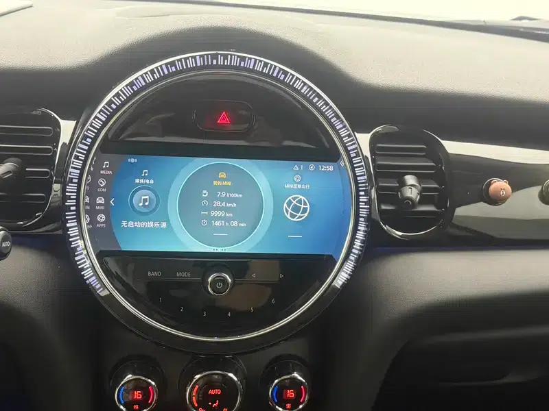 MINI 2023 1.5T COOPER Artist — миниатюра 16