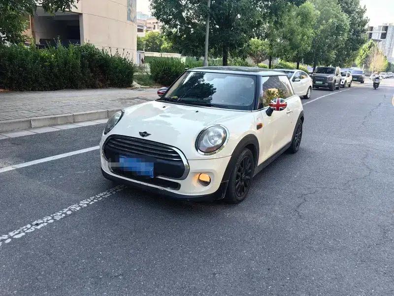 MINI 2016 1.2T ONE Pioneer — миниатюра 1