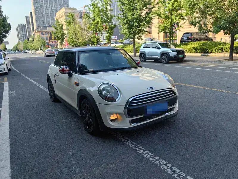 MINI 2016 1.2T ONE Pioneer — миниатюра 3