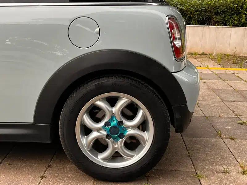 2011 MINI 1.6L COOPER Fun — миниатюра 11