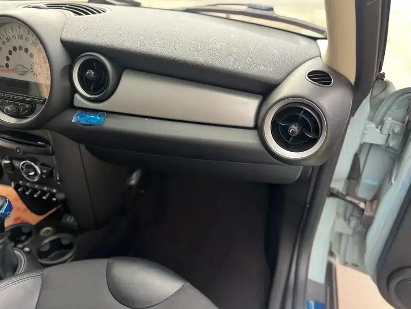 2011 MINI 1.6L COOPER Fun — миниатюра 25
