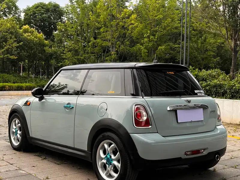 2011 MINI 1.6L COOPER Fun — миниатюра 5