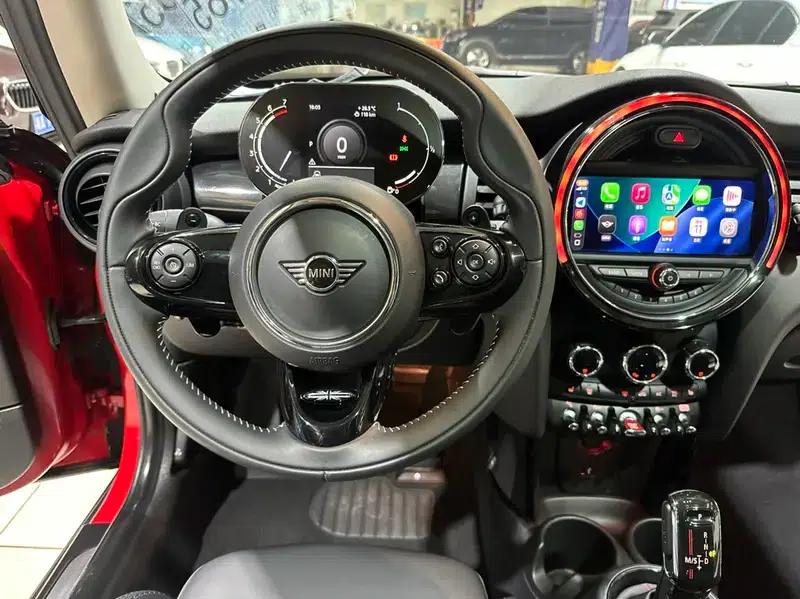 MINI 2021 2.0T COOPER S Artist — миниатюра 13