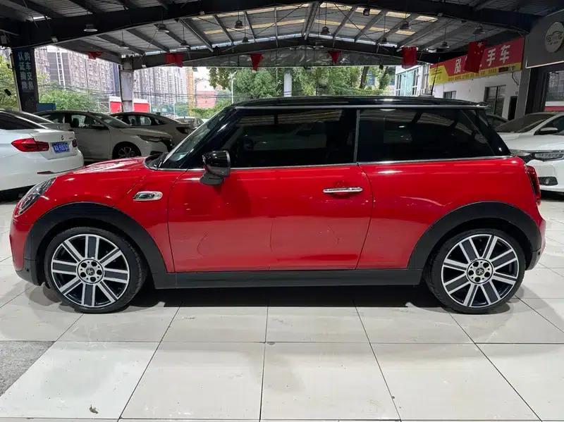 MINI 2021 2.0T COOPER S Artist — миниатюра 4