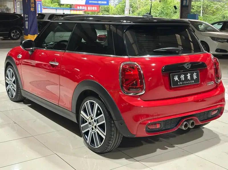 MINI 2021 2.0T COOPER S Artist — миниатюра 5