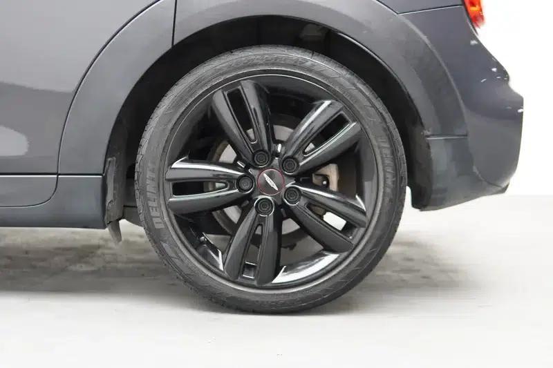 2016 MINI 2.0T COOPER S Performance 5-Door — миниатюра 9