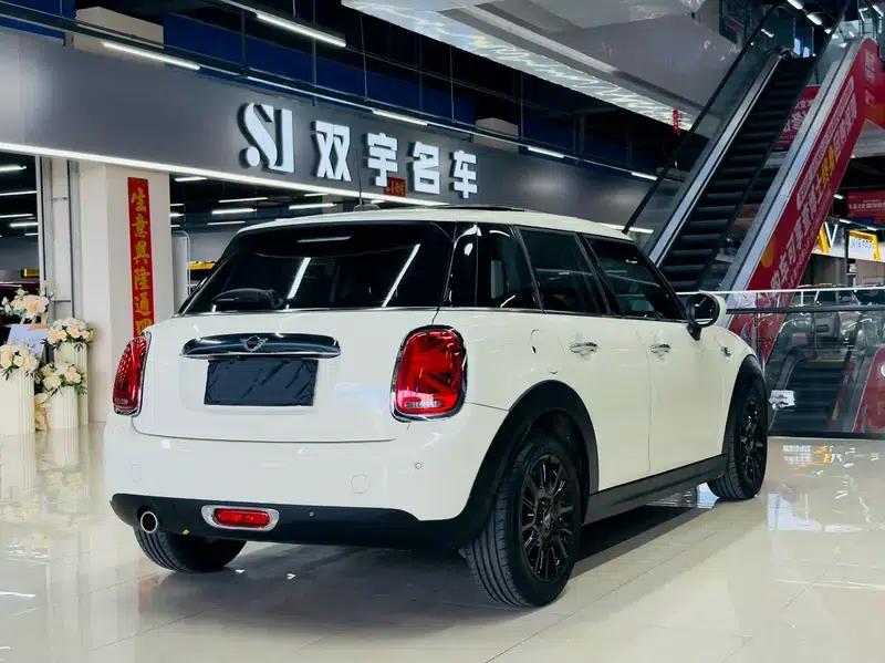 MINI 2021 1.5T ONE PLUS 5-Door Version — миниатюра 4