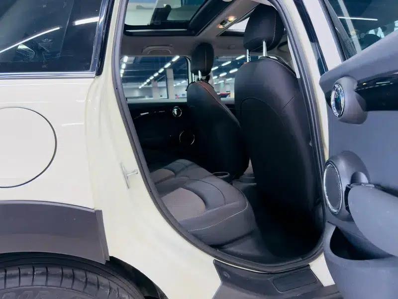 MINI 2021 1.5T ONE PLUS 5-Door Version — миниатюра 8