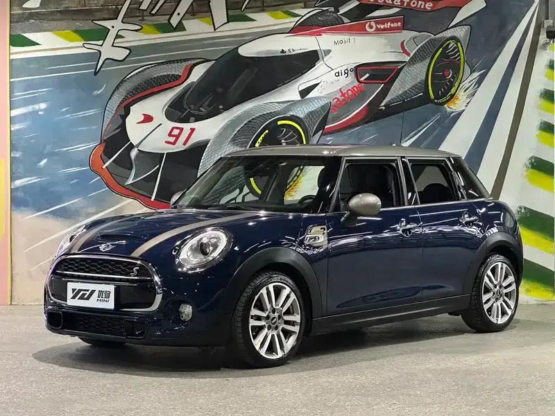 2016 MINI 2.0T COOPER S Avantgarde 5-Door Edition — миниатюра 1