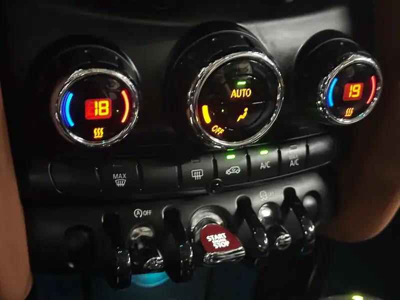 2016 MINI 2.0T COOPER S Avantgarde 5-Door Edition — миниатюра 18
