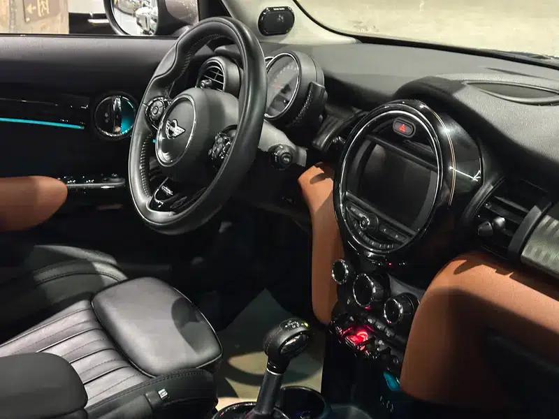 2016 MINI 2.0T COOPER S Avantgarde 5-Door Edition — миниатюра 21