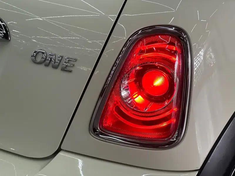 2011 MINI 1.6L ONE — миниатюра 5