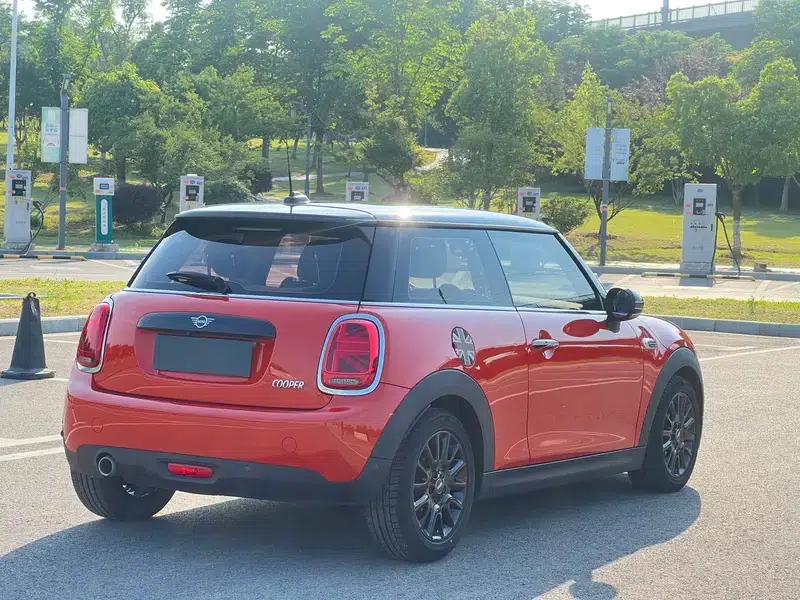 2018 MINI 1.5T COOPER Classic — миниатюра 7