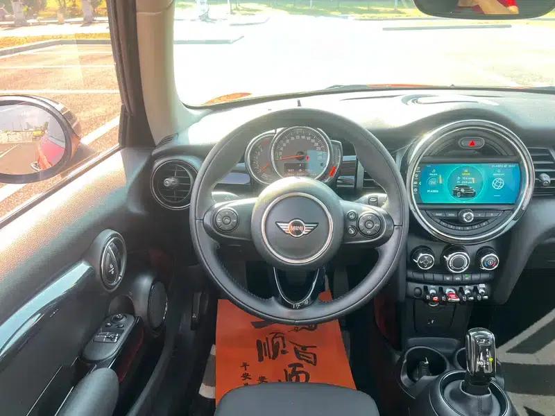 2018 MINI 1.5T COOPER Classic — миниатюра 10
