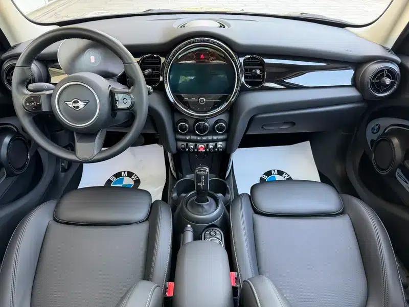 MINI 2023 1.5T COOPER Artist 5-Door Edition — миниатюра 9