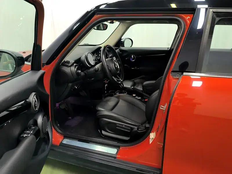 2019 MINI 1.5T COOPER Classic 5-Door — миниатюра 17