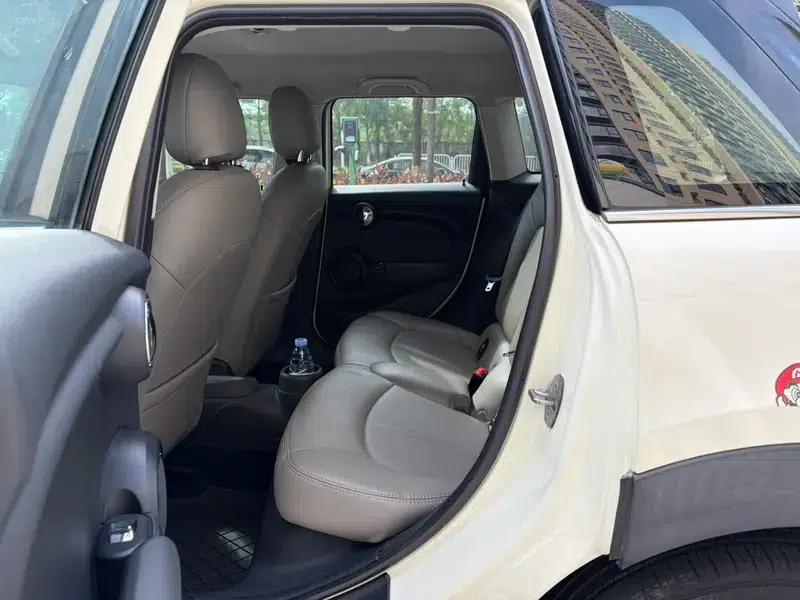 2015 MINI 1.2T Manual ONE 5-Door — миниатюра 12