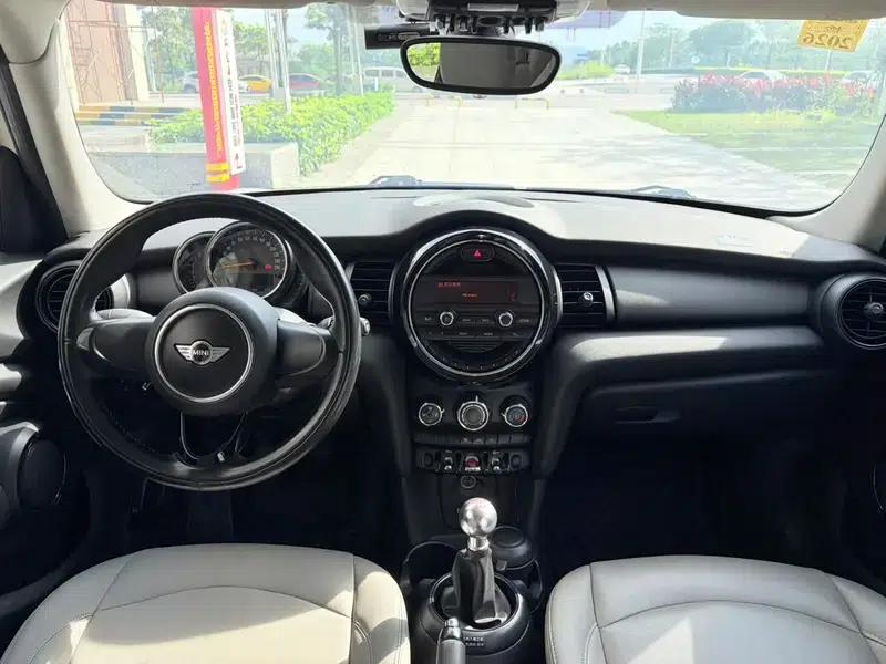 2015 MINI 1.2T Manual ONE 5-Door — миниатюра 8