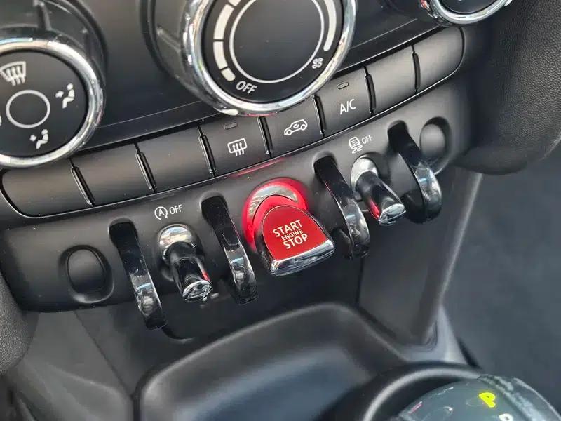 2015 MINI 1.2T ONE 5-Door — миниатюра 6